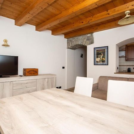 Ferienwohnung StudiÒ Aubert Aosta Exterior foto