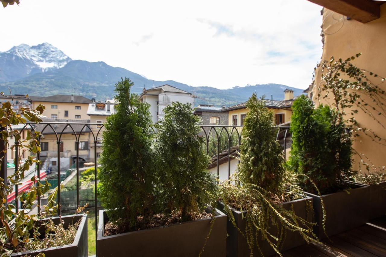 Ferienwohnung StudiÒ Aubert Aosta Exterior foto